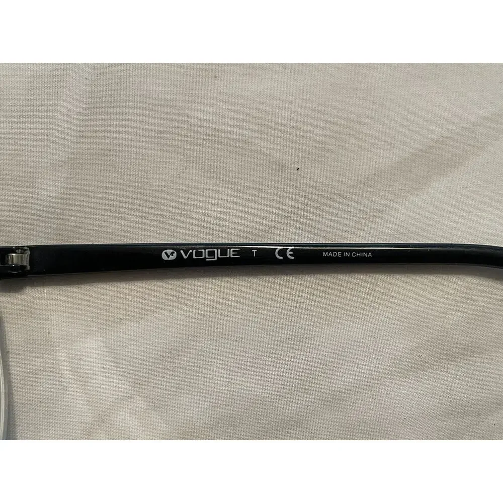 Authentic Women’s Vogue Eyeglass Frame VO 3963 352 53-18-140 Black KN22 - Picture 5 of 7